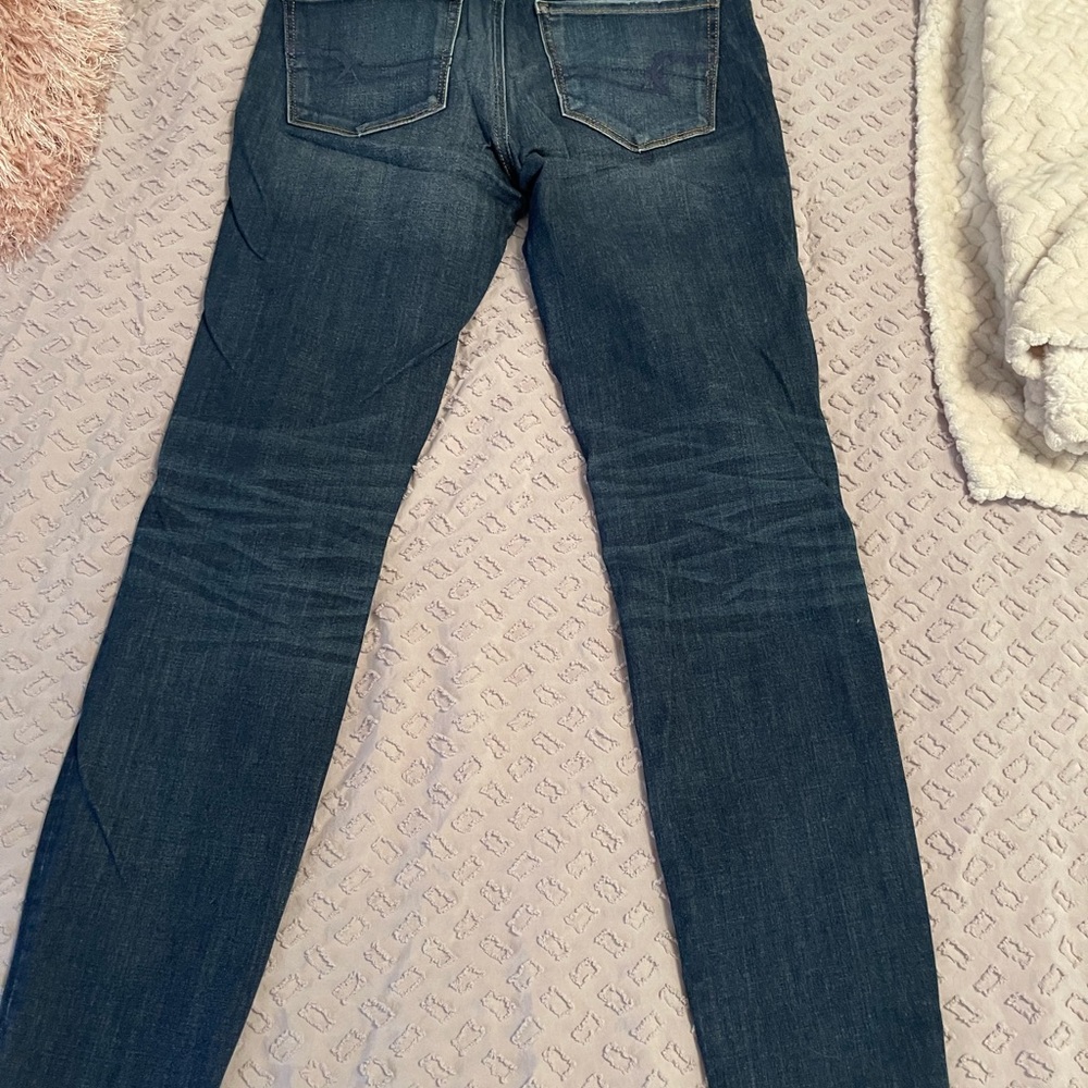 Jeans size 4 American Eagle, high rise waste.